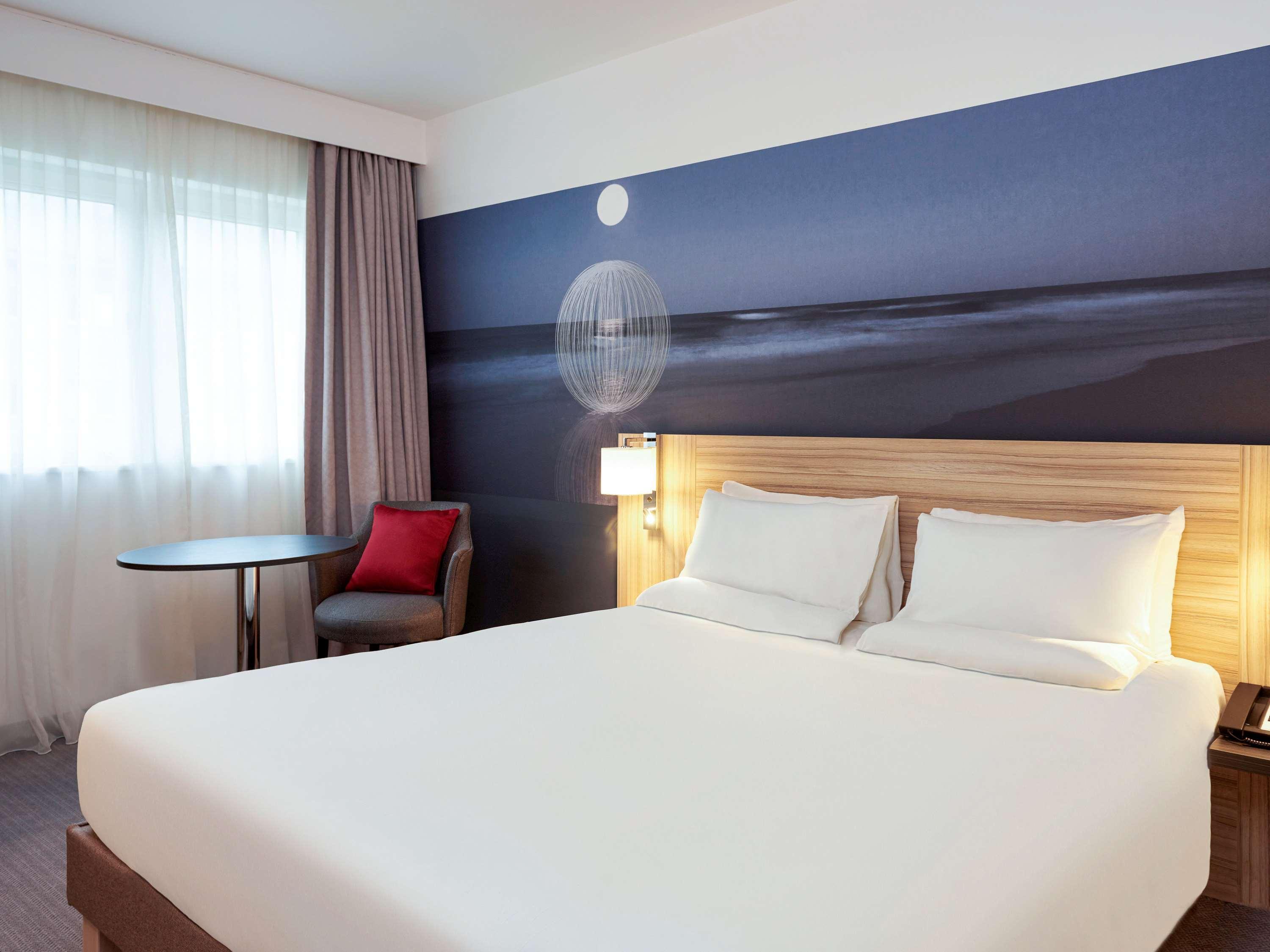 Novotel London Stansted Airport Stansted Mountfitchet Dış mekan fotoğraf