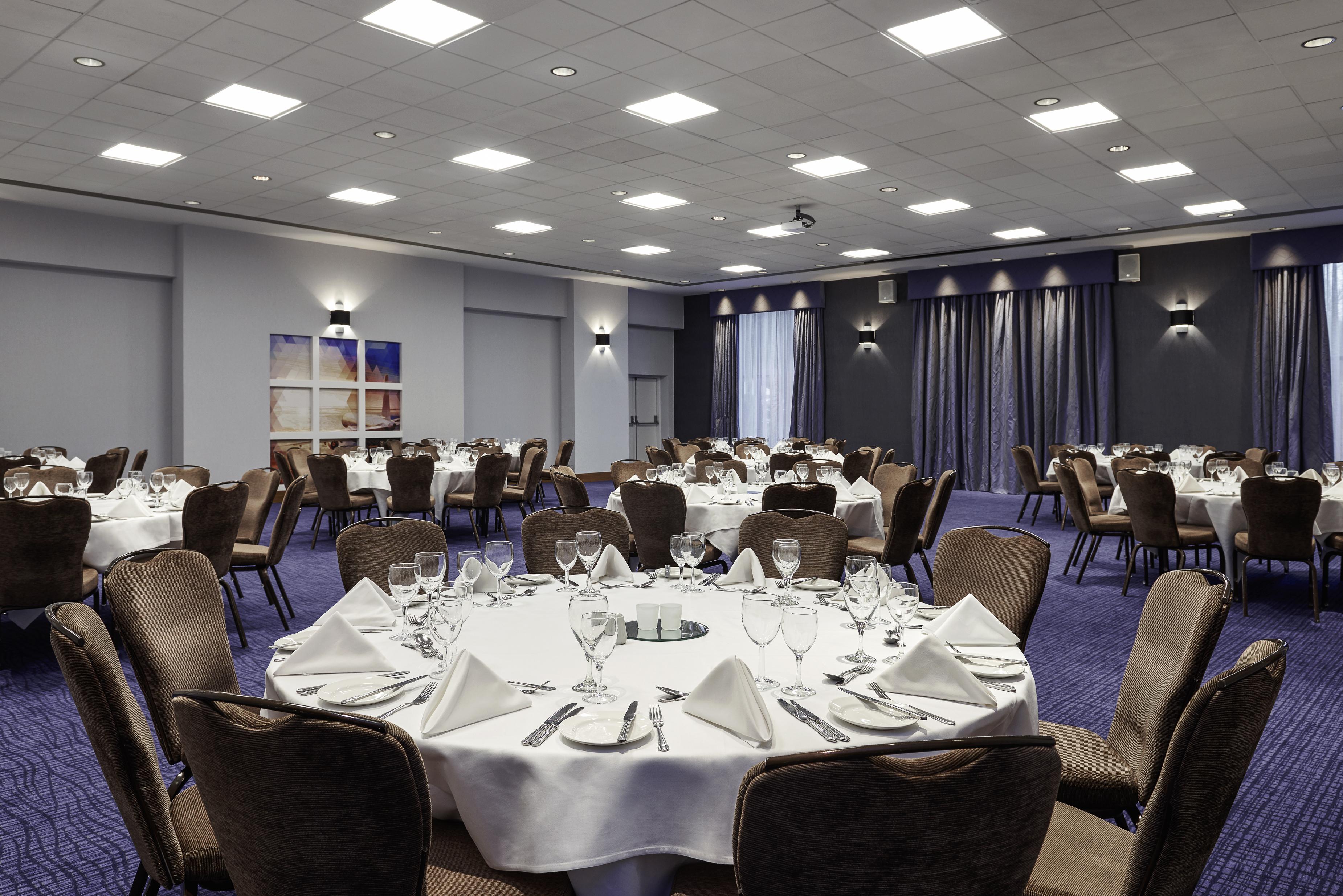 Novotel London Stansted Airport Stansted Mountfitchet Dış mekan fotoğraf