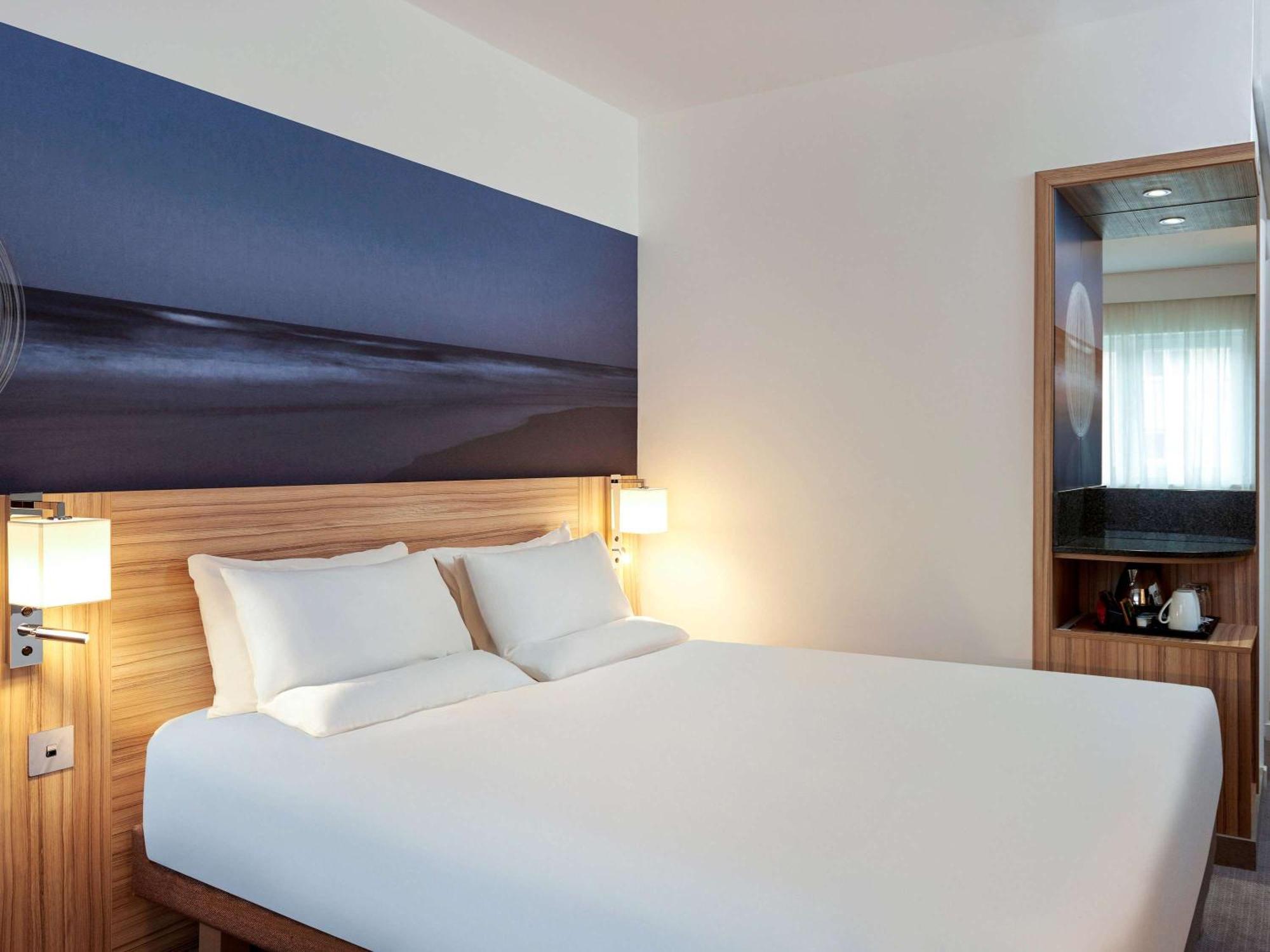 Novotel London Stansted Airport Stansted Mountfitchet Dış mekan fotoğraf