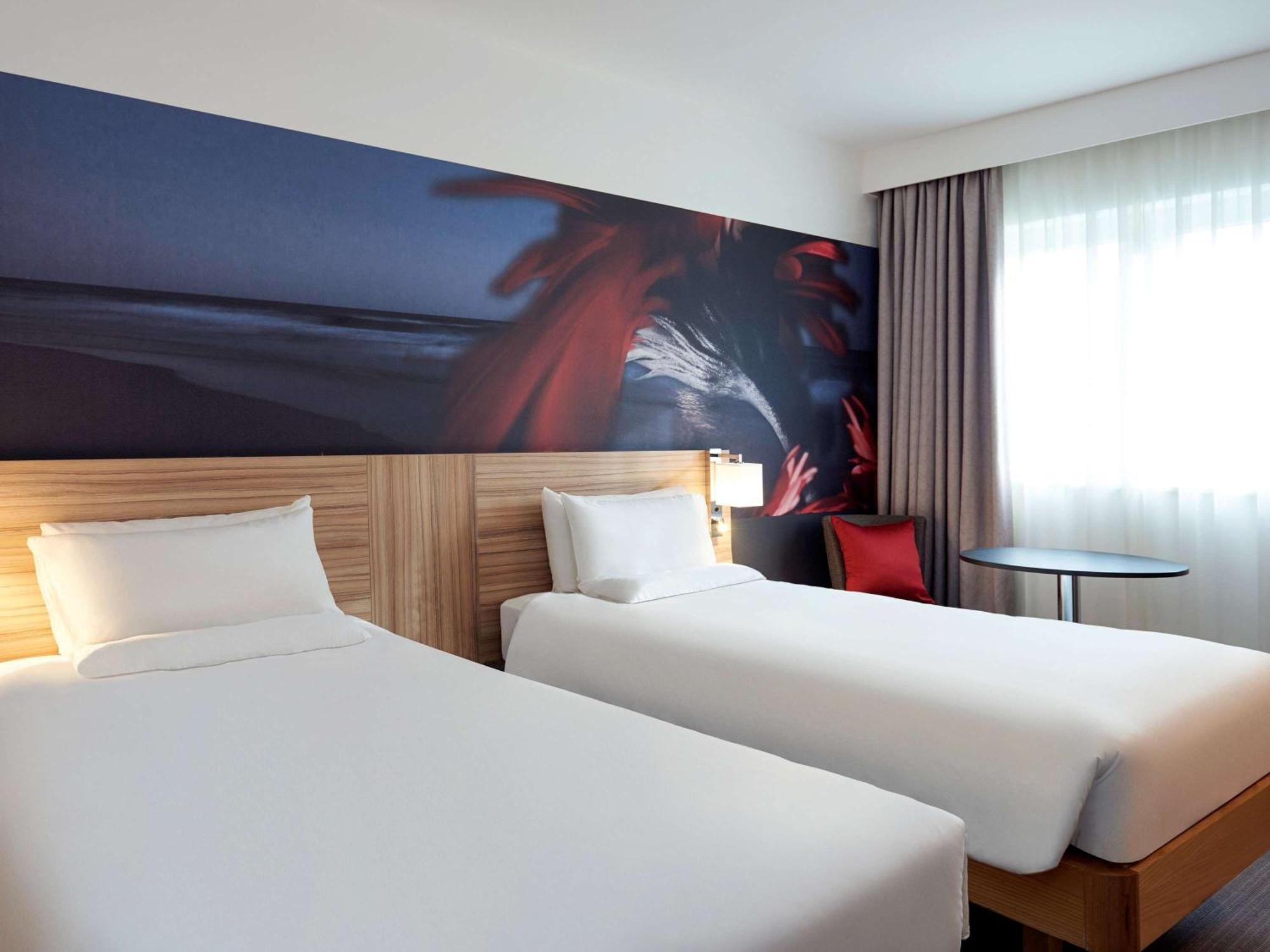 Novotel London Stansted Airport Stansted Mountfitchet Dış mekan fotoğraf