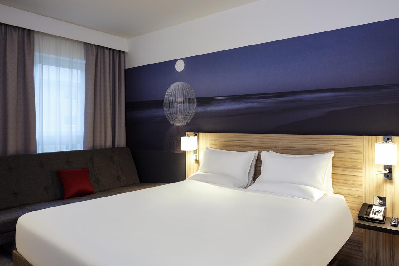 Novotel London Stansted Airport Stansted Mountfitchet Dış mekan fotoğraf