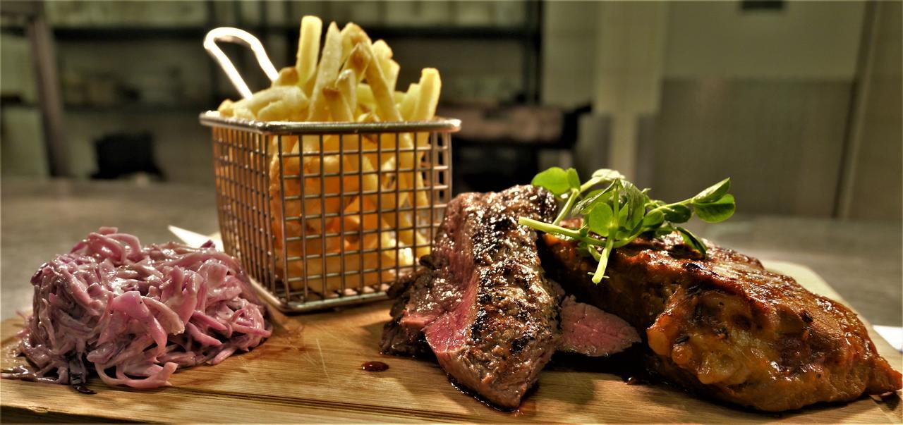 Novotel London Stansted Airport Stansted Mountfitchet Dış mekan fotoğraf